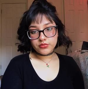 Meet your Posher, Anahi